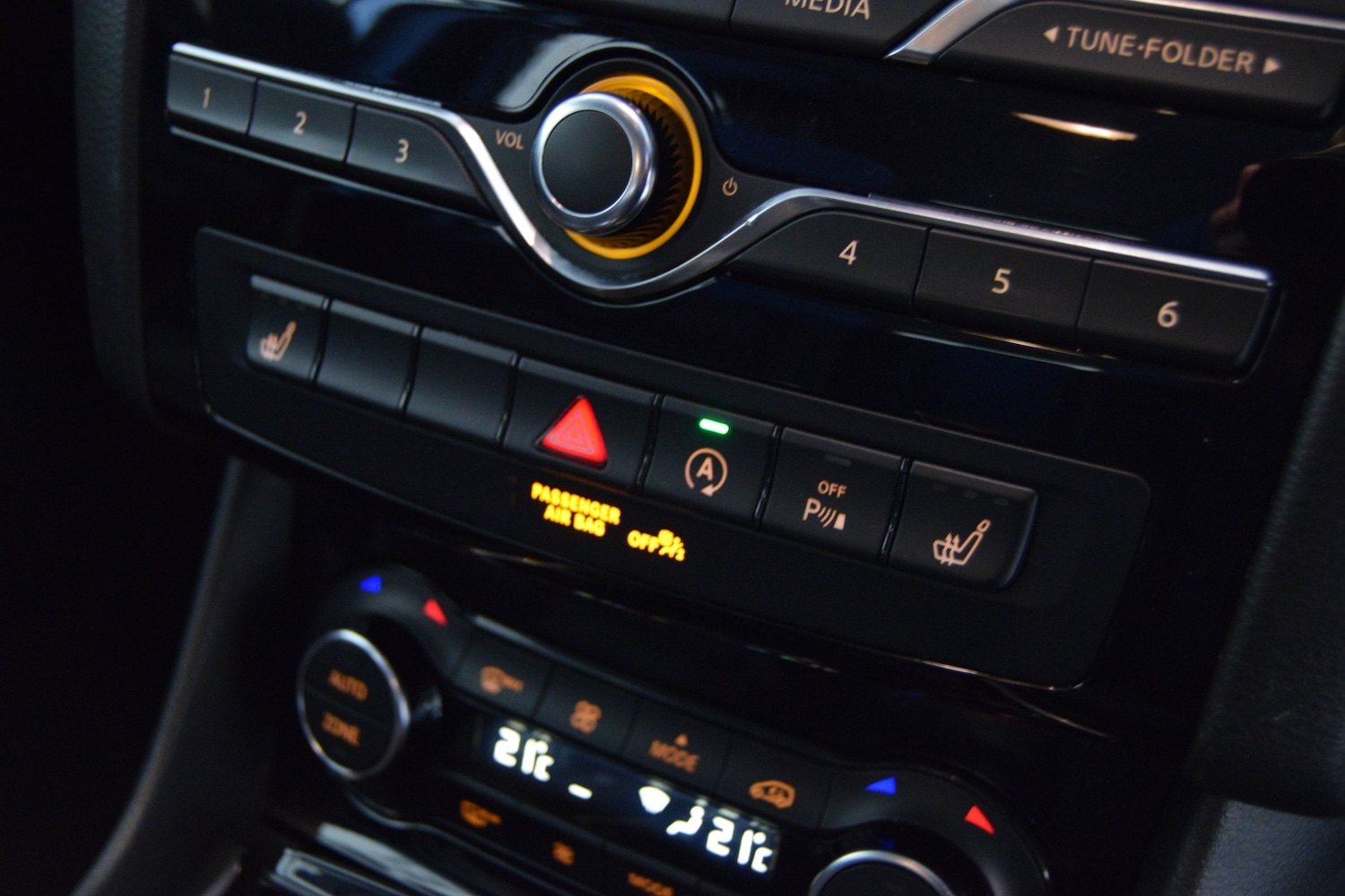 Used Infiniti Q30 2017 for sale - 76407466: Photo 21