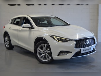 Used Infiniti Q30 2017 for sale - 76407466: Photo