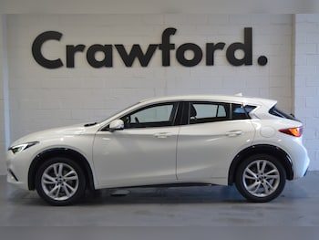 Used Infiniti Q30 2017 for sale - 76407466: Photo