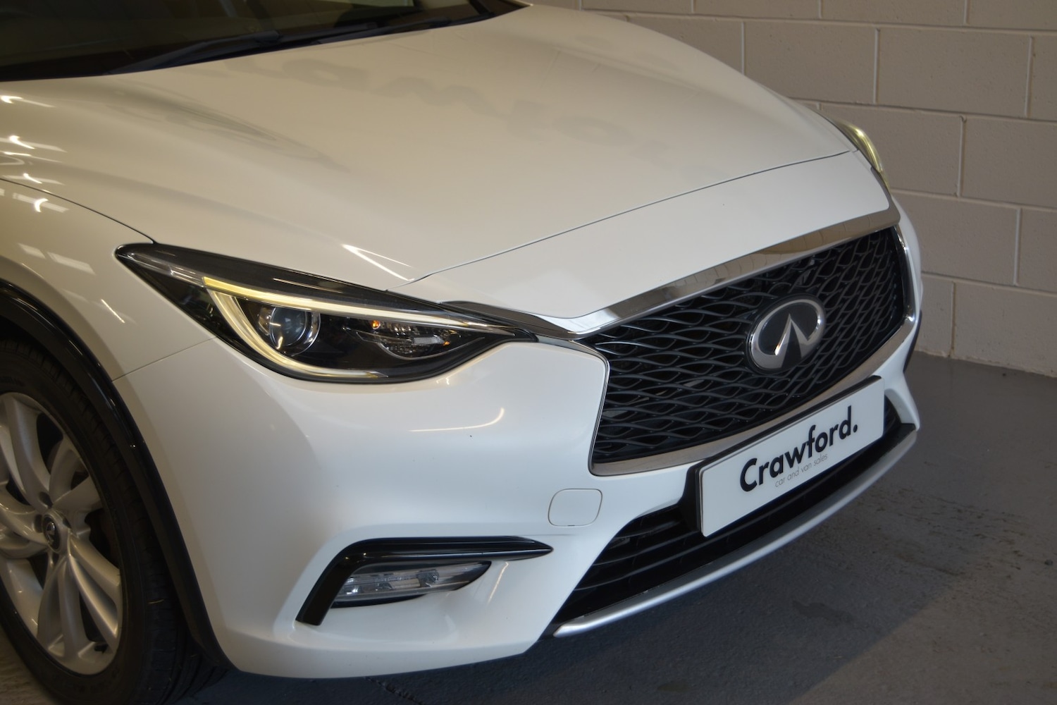 Used Infiniti Q30 2017 for sale - 76407466: Photo 5