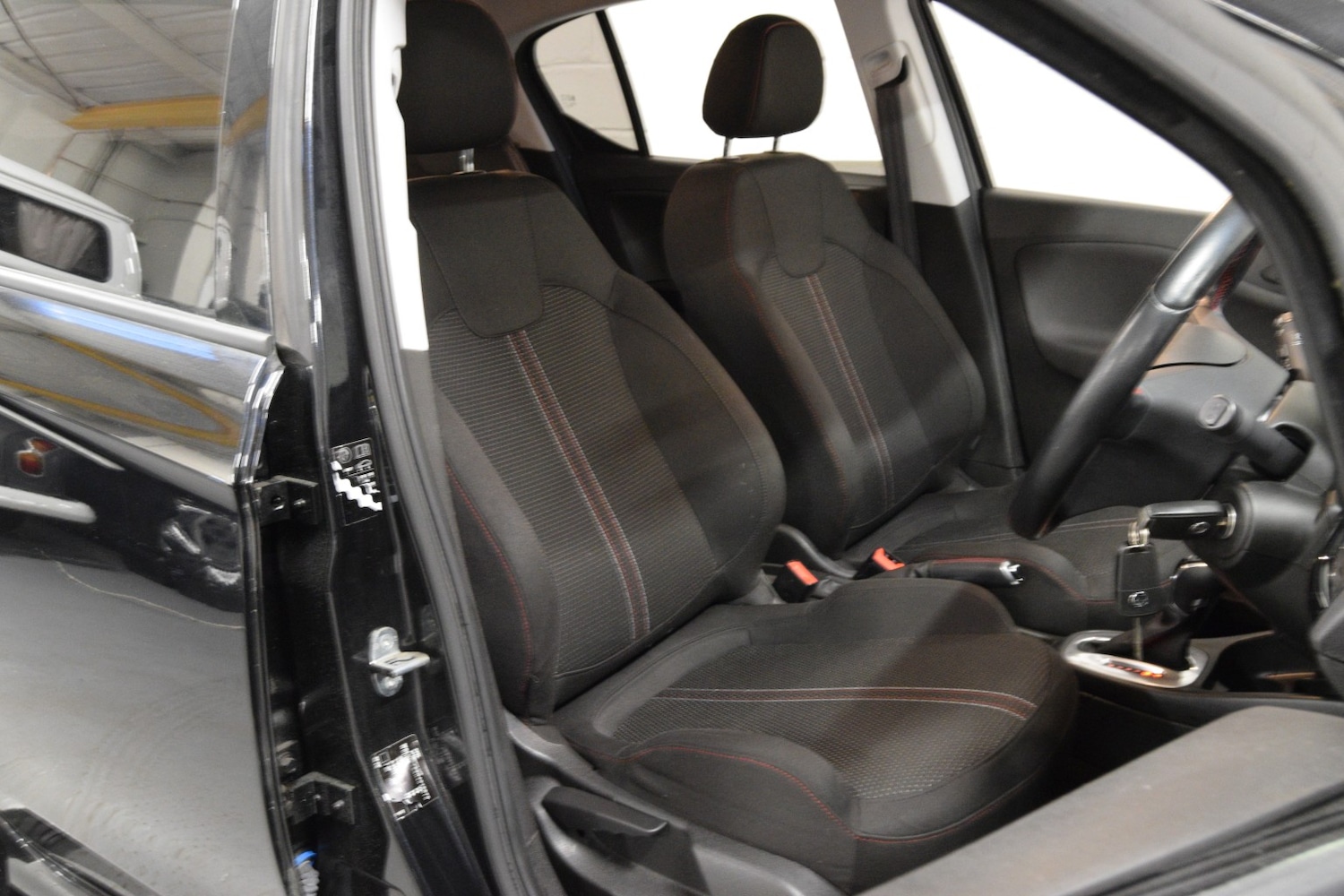 Used Vauxhall Corsa 2016 for sale - 77921280: Photo 20