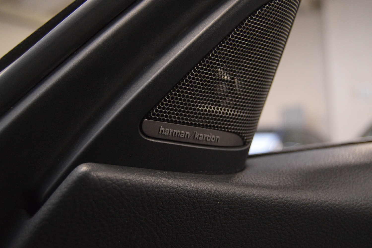 Used BMW 3 Series 2017 for sale - 77154398: Photo 21