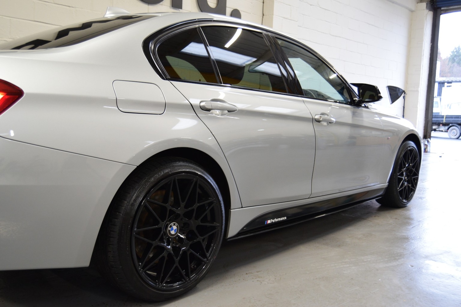 Used BMW 3 Series 2017 for sale - 77154398: Photo 6