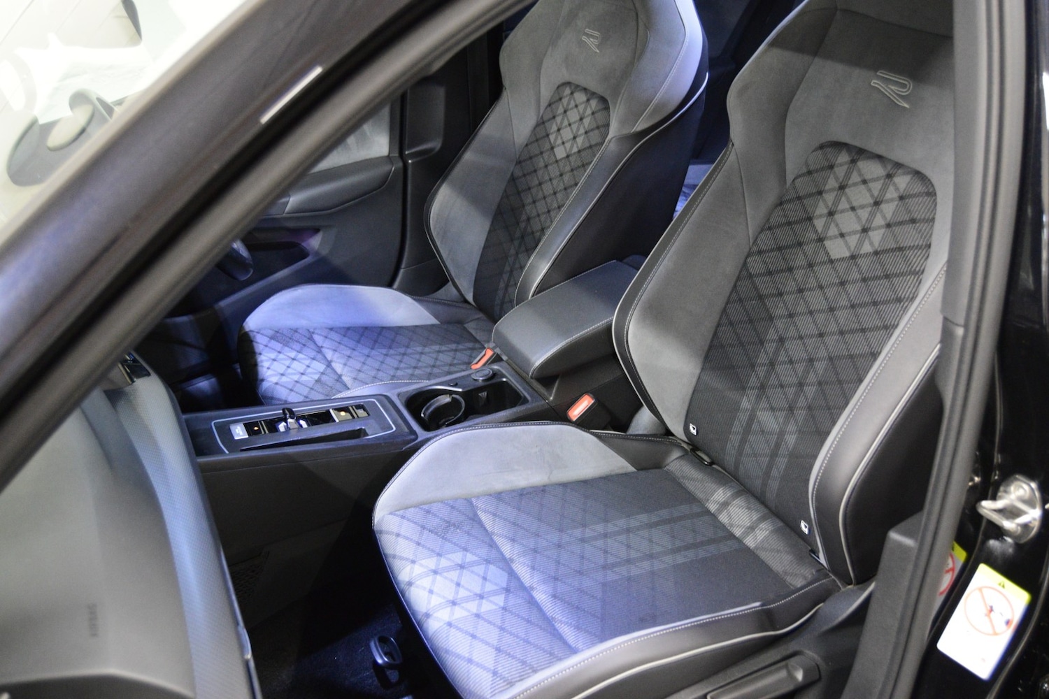 Used Volkswagen Golf 2022 for sale - 76369271: Photo 30