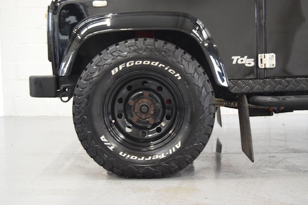 Used Land Rover Defender 90 2003 for sale - 75555842: Photo 18