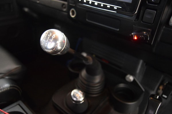 Used Land Rover Defender 90 2003 for sale - 75555842: Photo 29