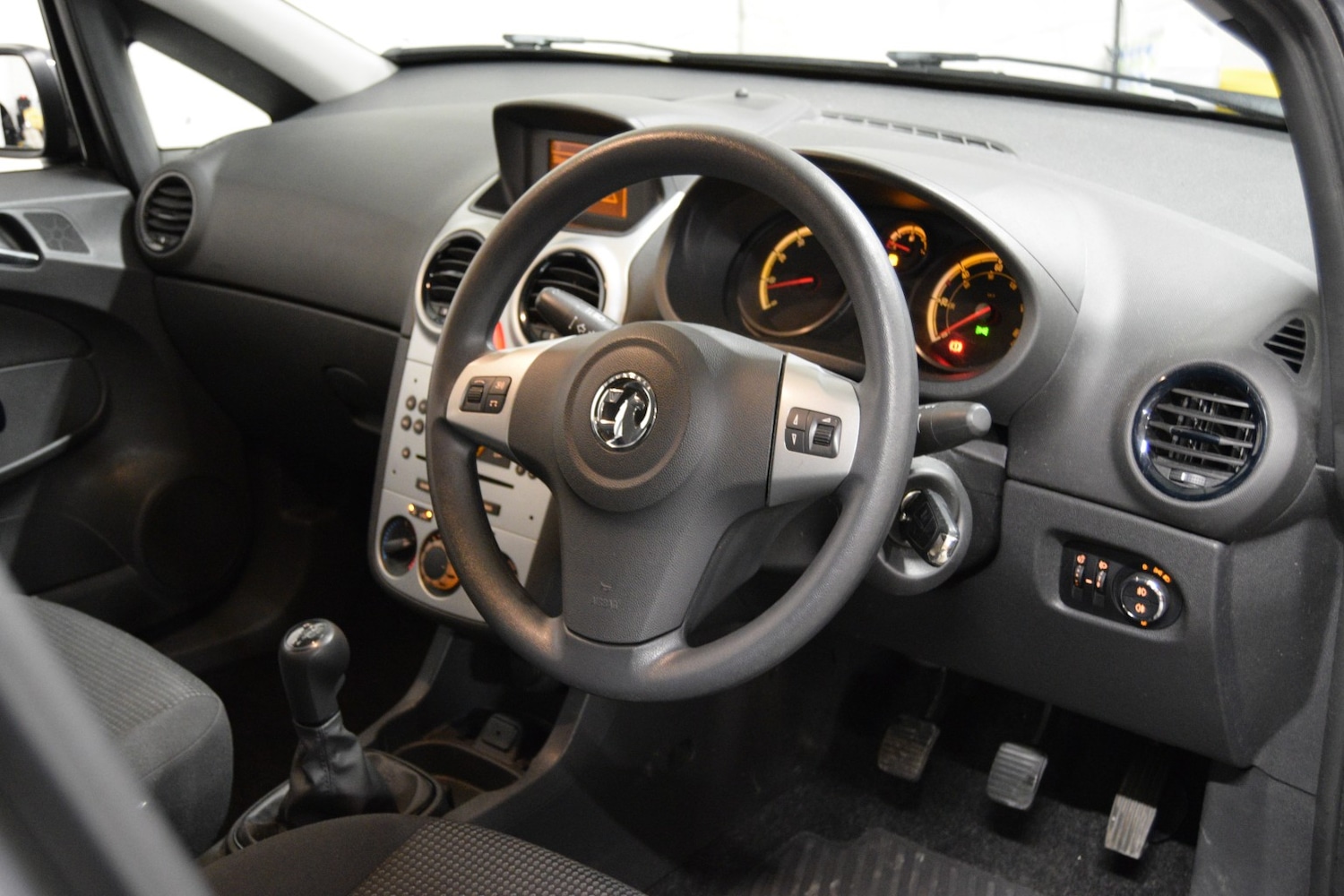 Used Vauxhall Corsa 2011 for sale - 77113122: Photo 21