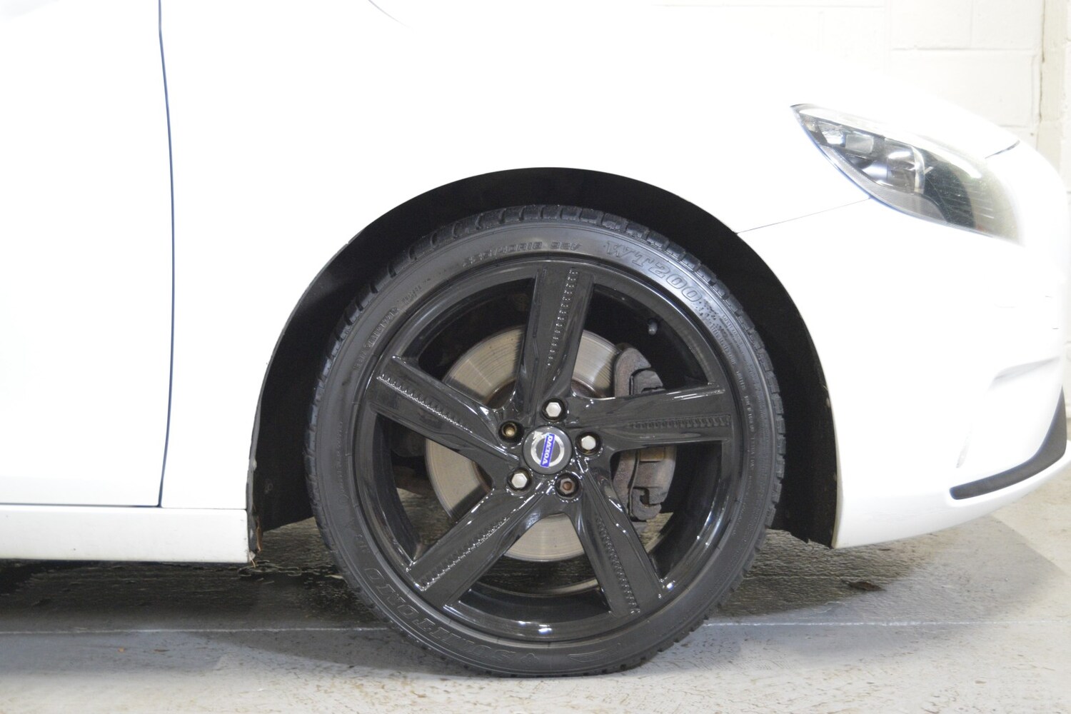 Used Volvo V40 2013 for sale - 76476968: Photo 14