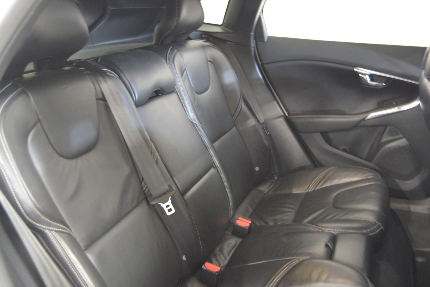 Used Volvo V40 2013 for sale - 76476968: Photo 36