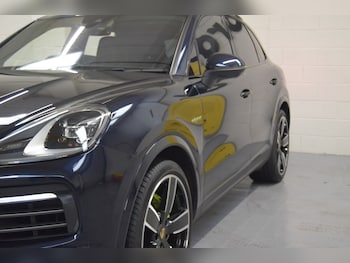 Used Porsche Cayenne 2022 for sale - 76149363: Photo