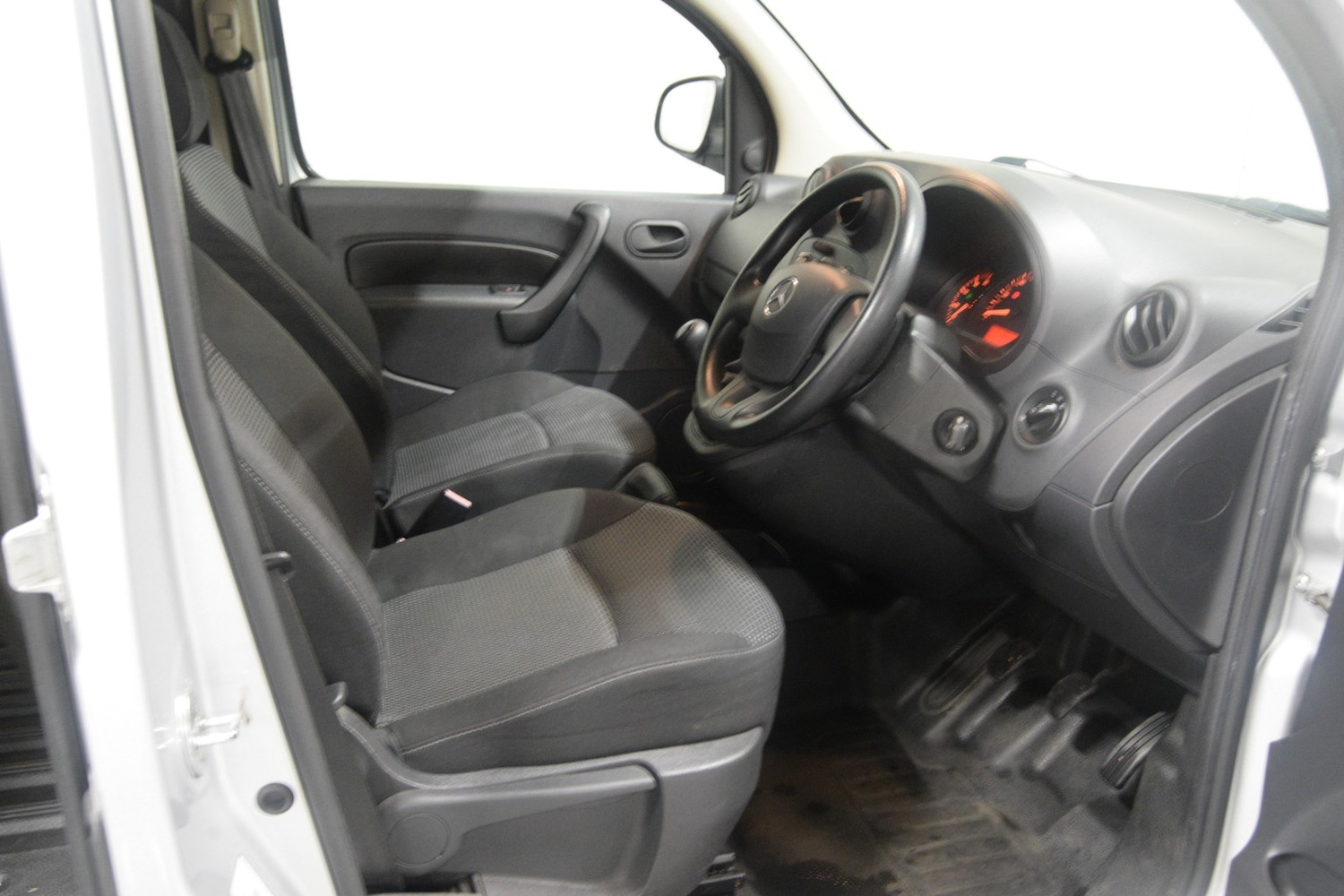 Used Mercedes-Benz Citan 2016 for sale - 77616372: Photo 23