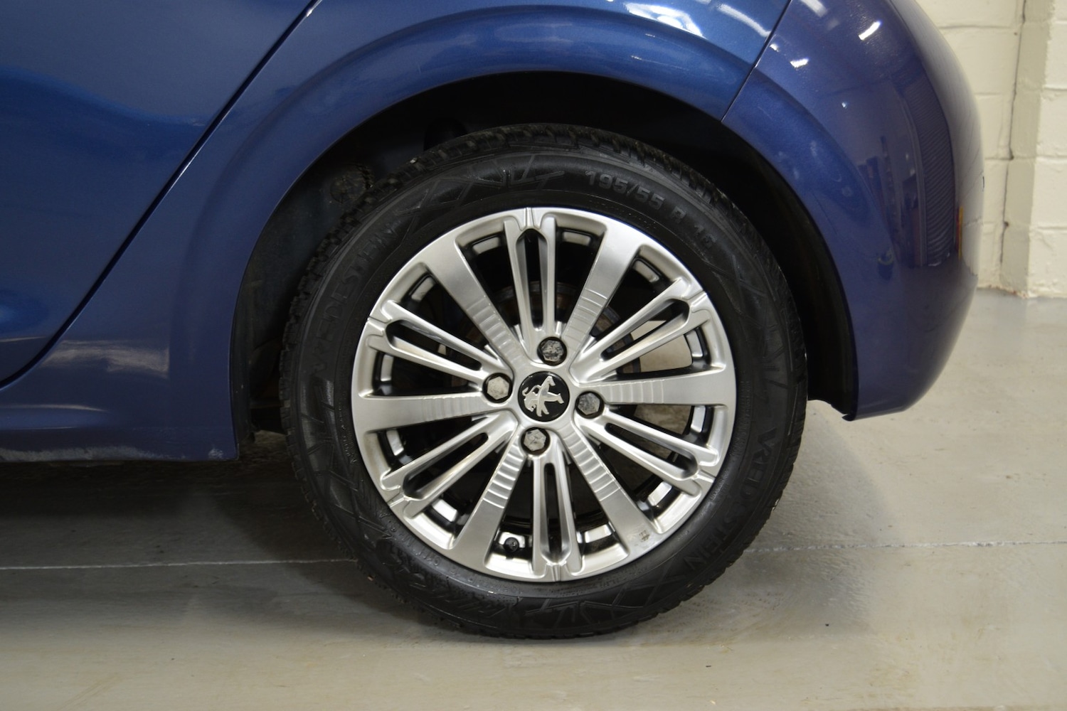 Used Peugeot 208 2018 for sale - 77465819: Photo 10