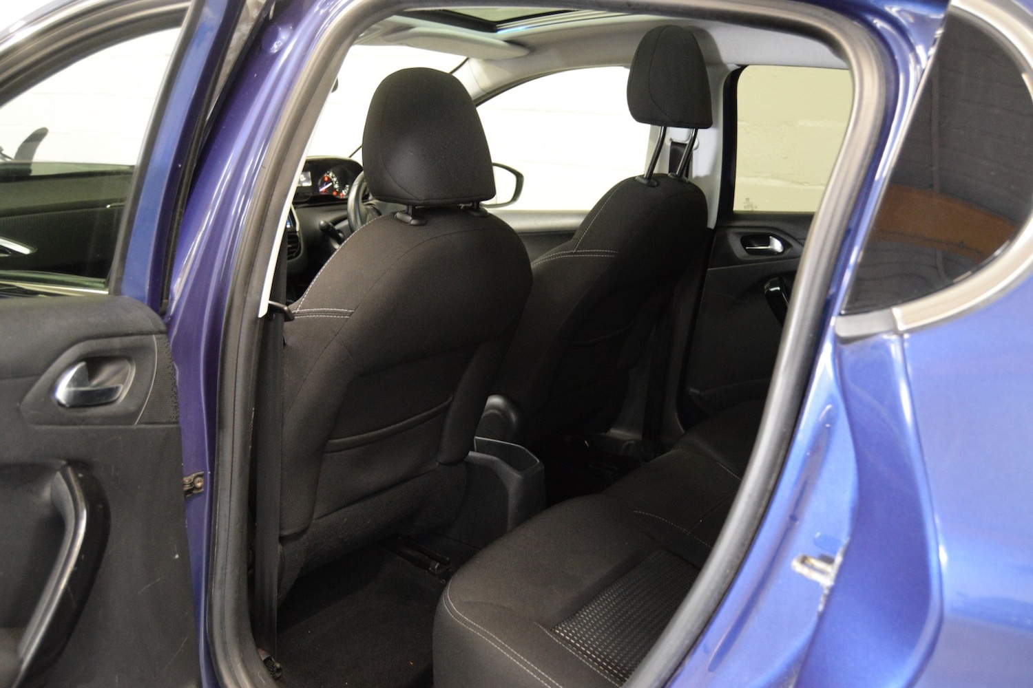 Used Peugeot 208 2018 for sale - 77465819: Photo 25