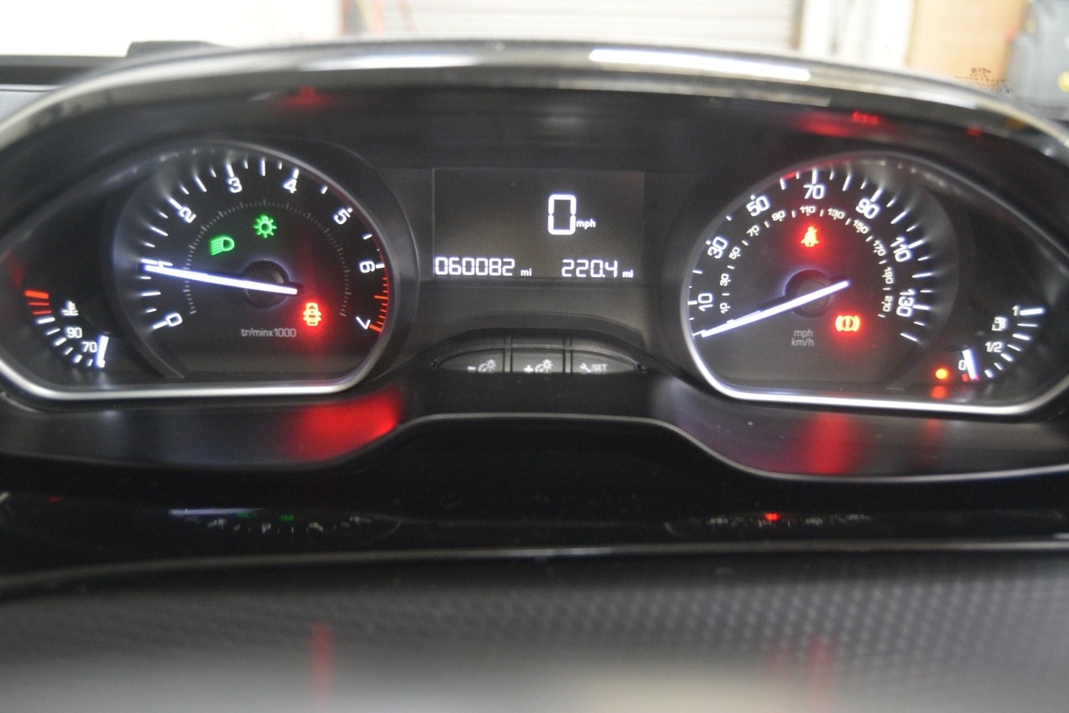 Used Peugeot 208 2018 for sale - 77465819: Photo 27