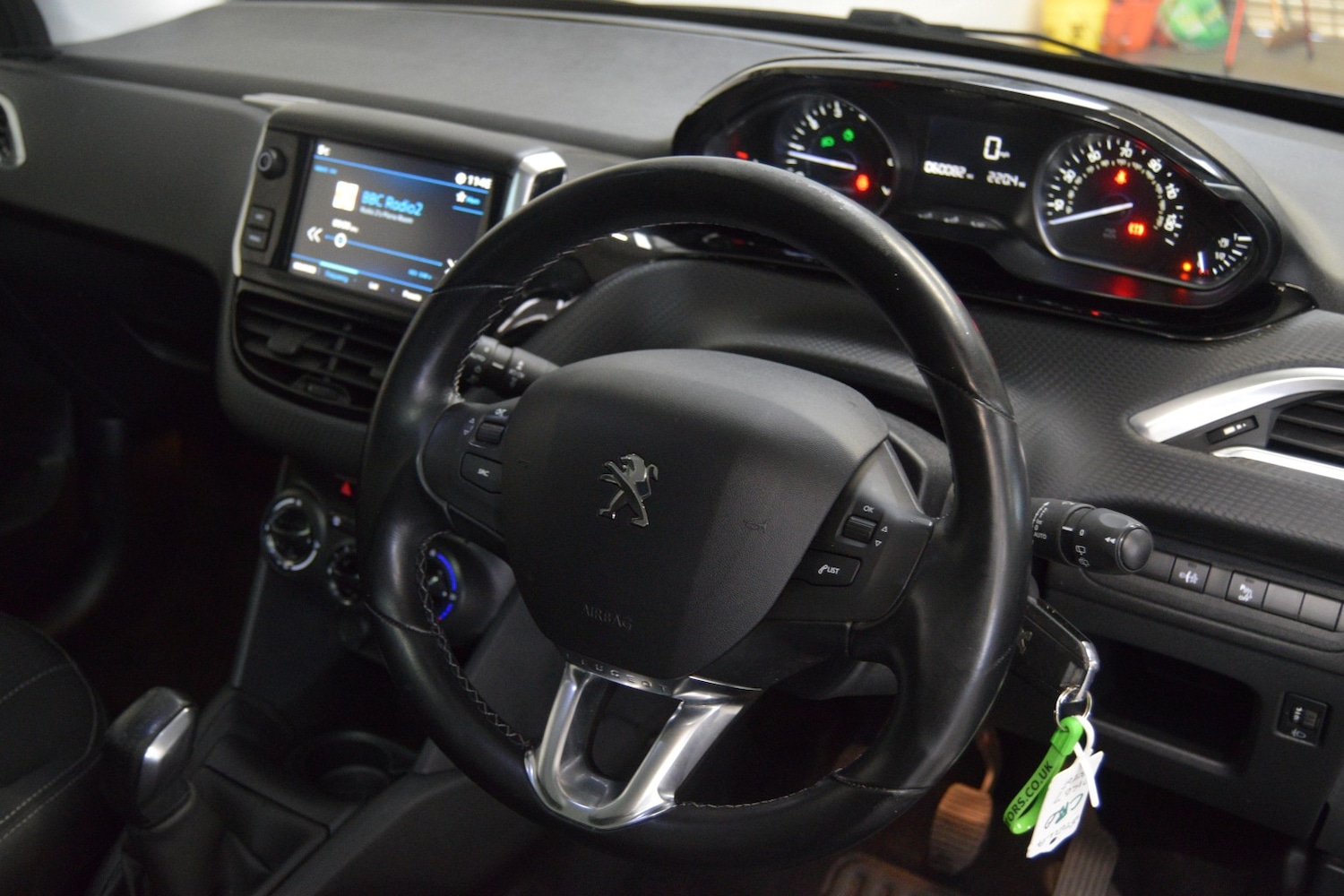 Used Peugeot 208 2018 for sale - 77465819: Photo 29