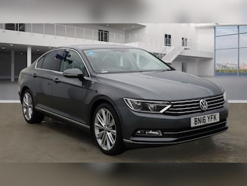 Used Volkswagen Passat 2016 for sale - 76769678: Photo