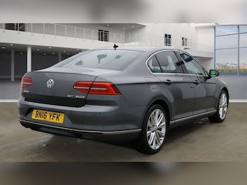 Used Volkswagen Passat 2016 for sale - 76769678: Photo