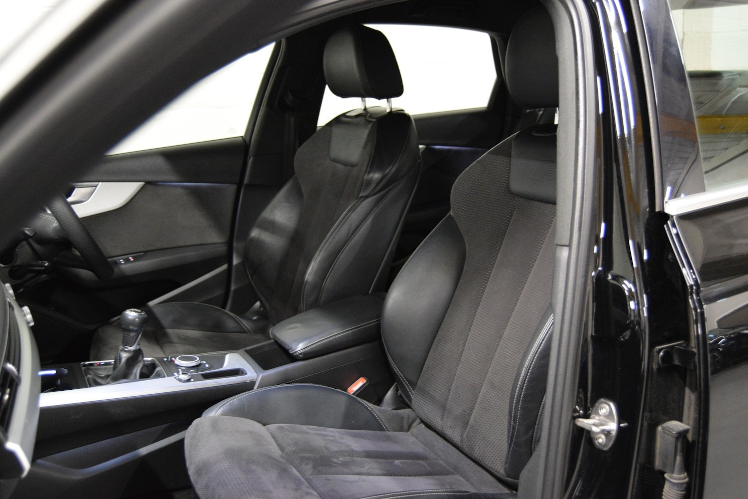 Used Audi A4 2018 for sale - 76931451: Photo 10