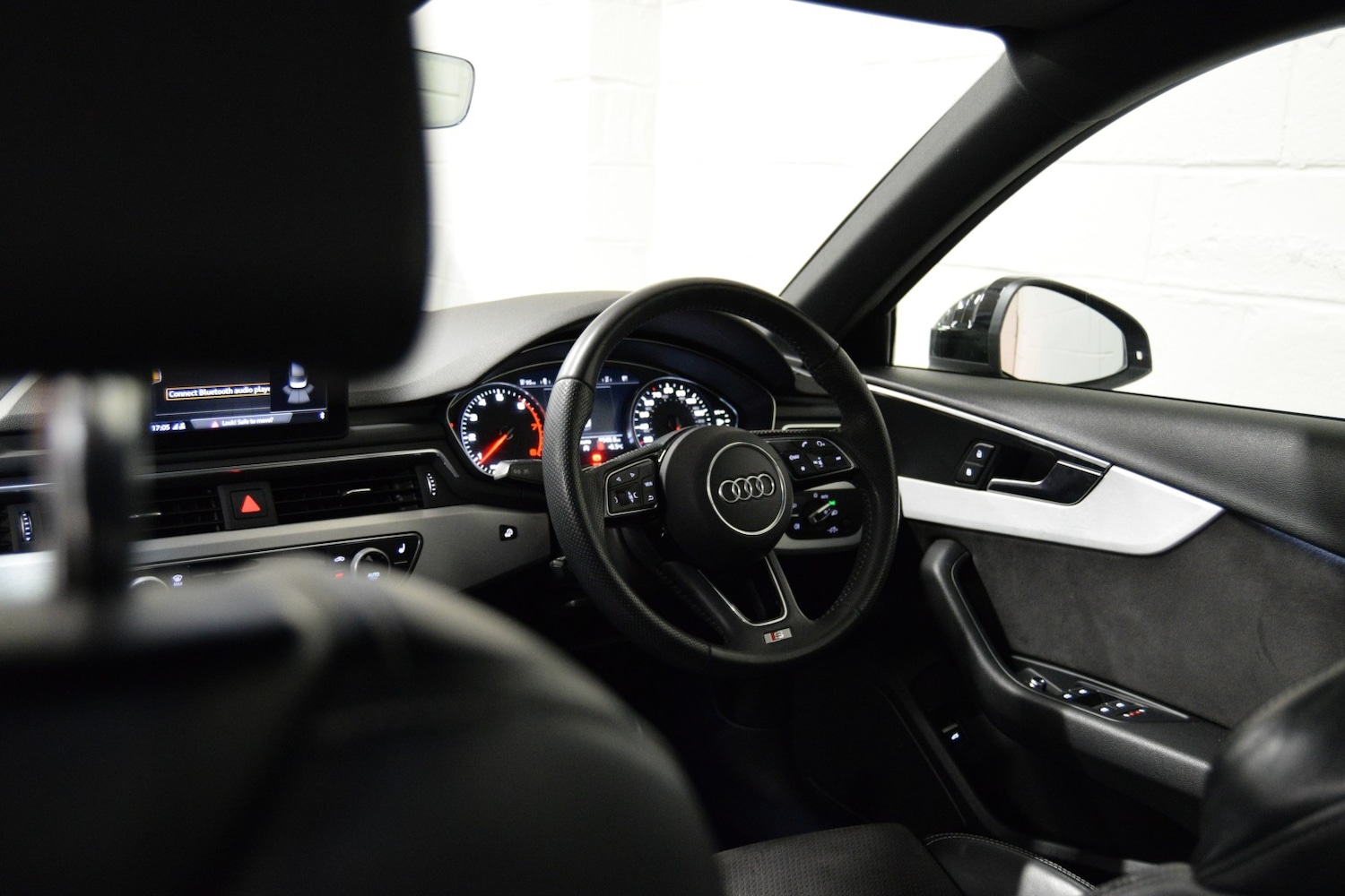 Used Audi A4 2018 for sale - 76931451: Photo 12