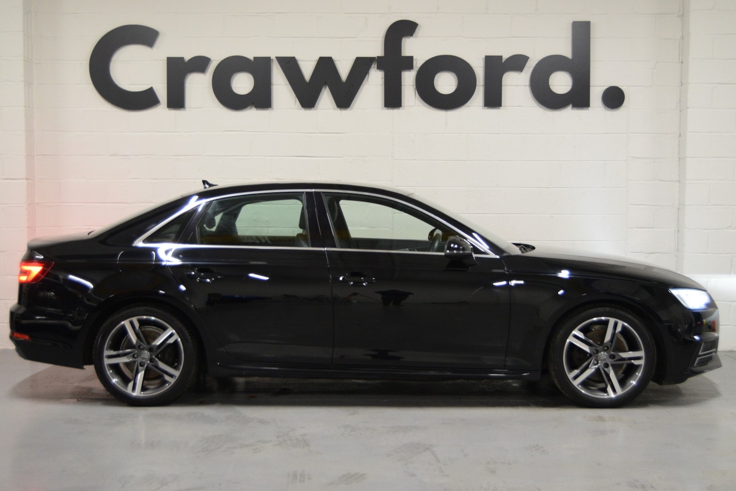 Used Audi A4 2018 for sale - 76931451: Photo 4