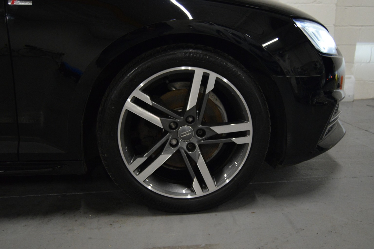 Used Audi A4 2018 for sale - 76931451: Photo 7