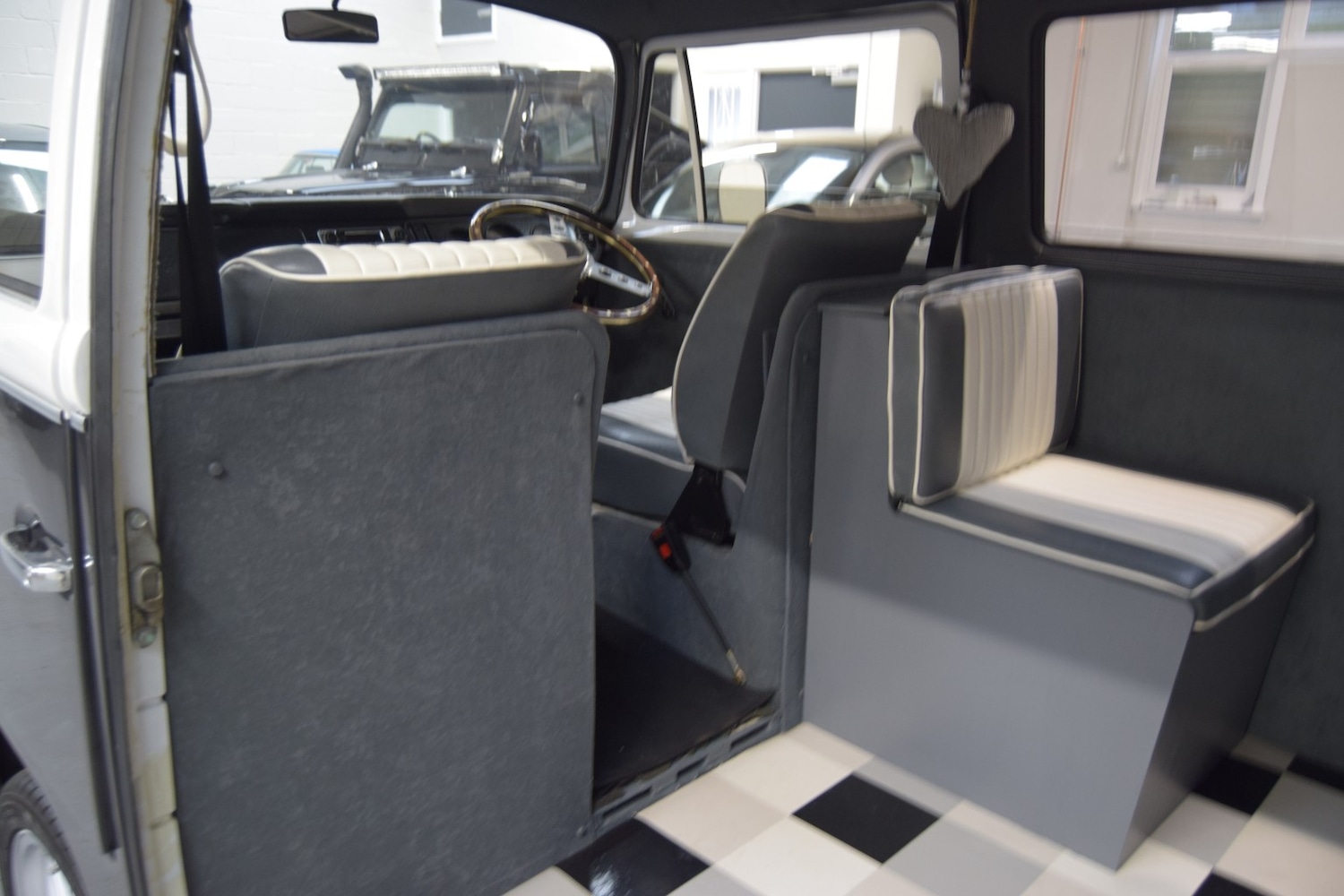 Used Volkswagen Campervan 1970 for sale - 76192660: Photo 22