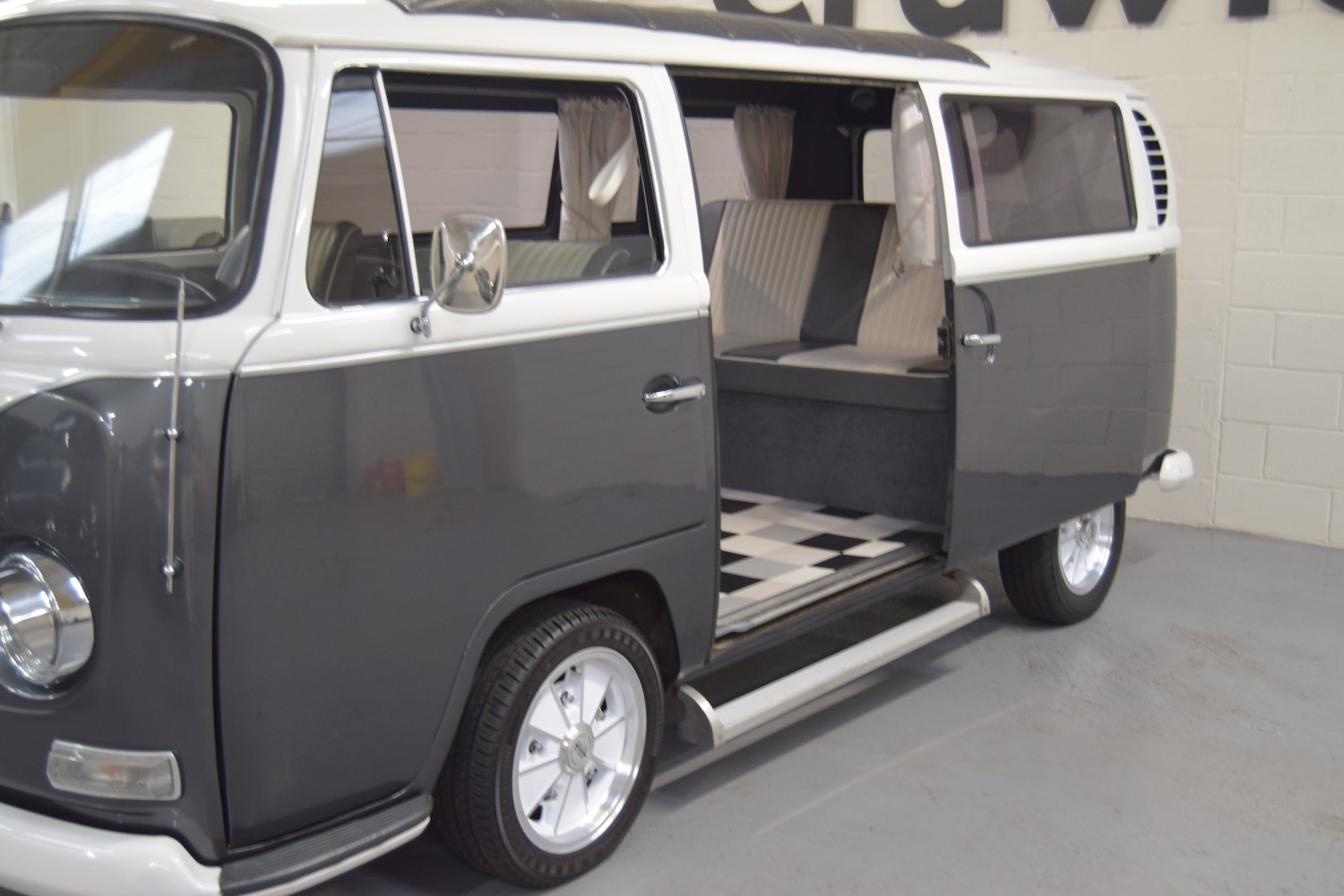 Used Volkswagen Campervan 1970 for sale - 76192660: Photo 7