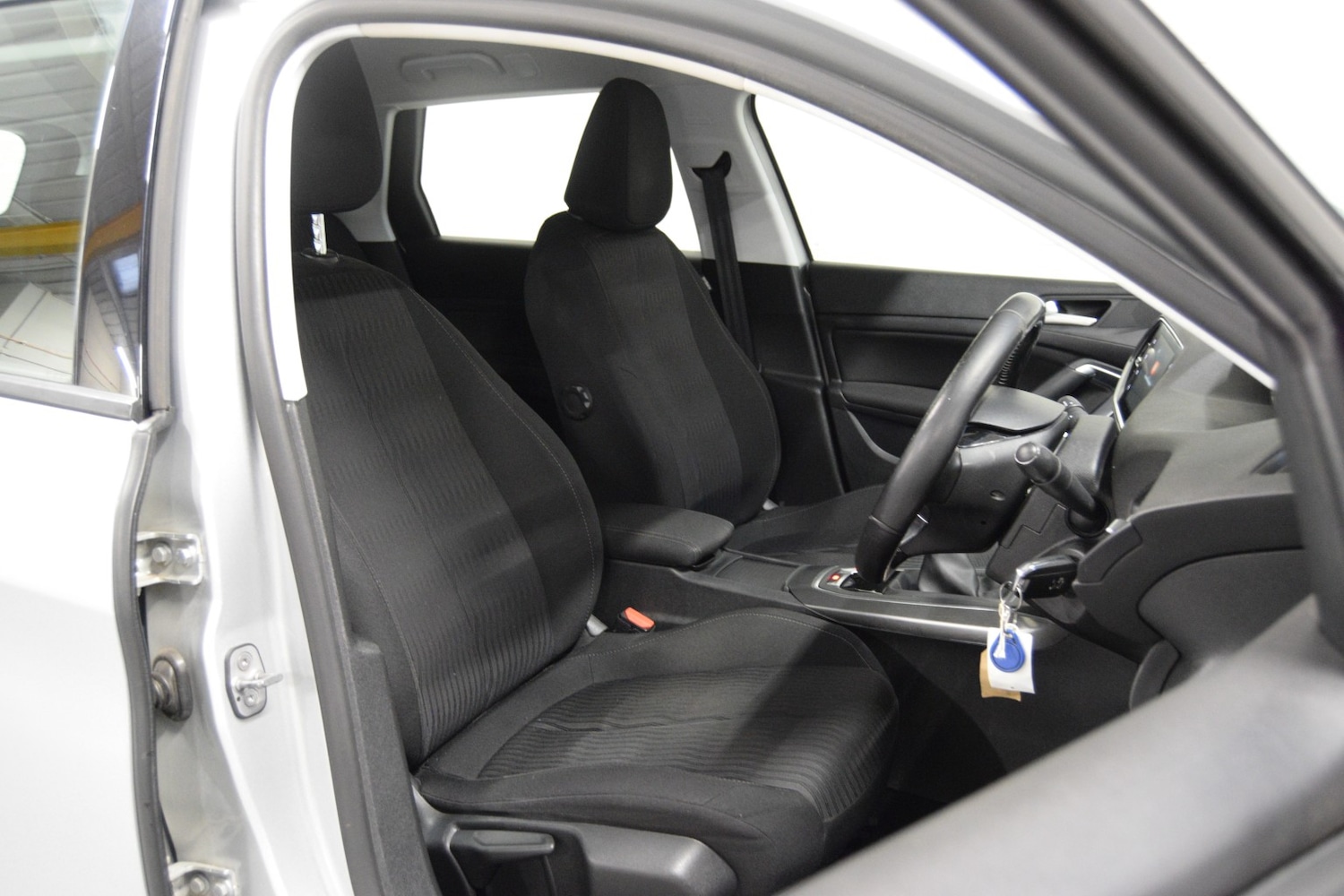 Used Peugeot 308 2015 for sale - 77303597: Photo 12