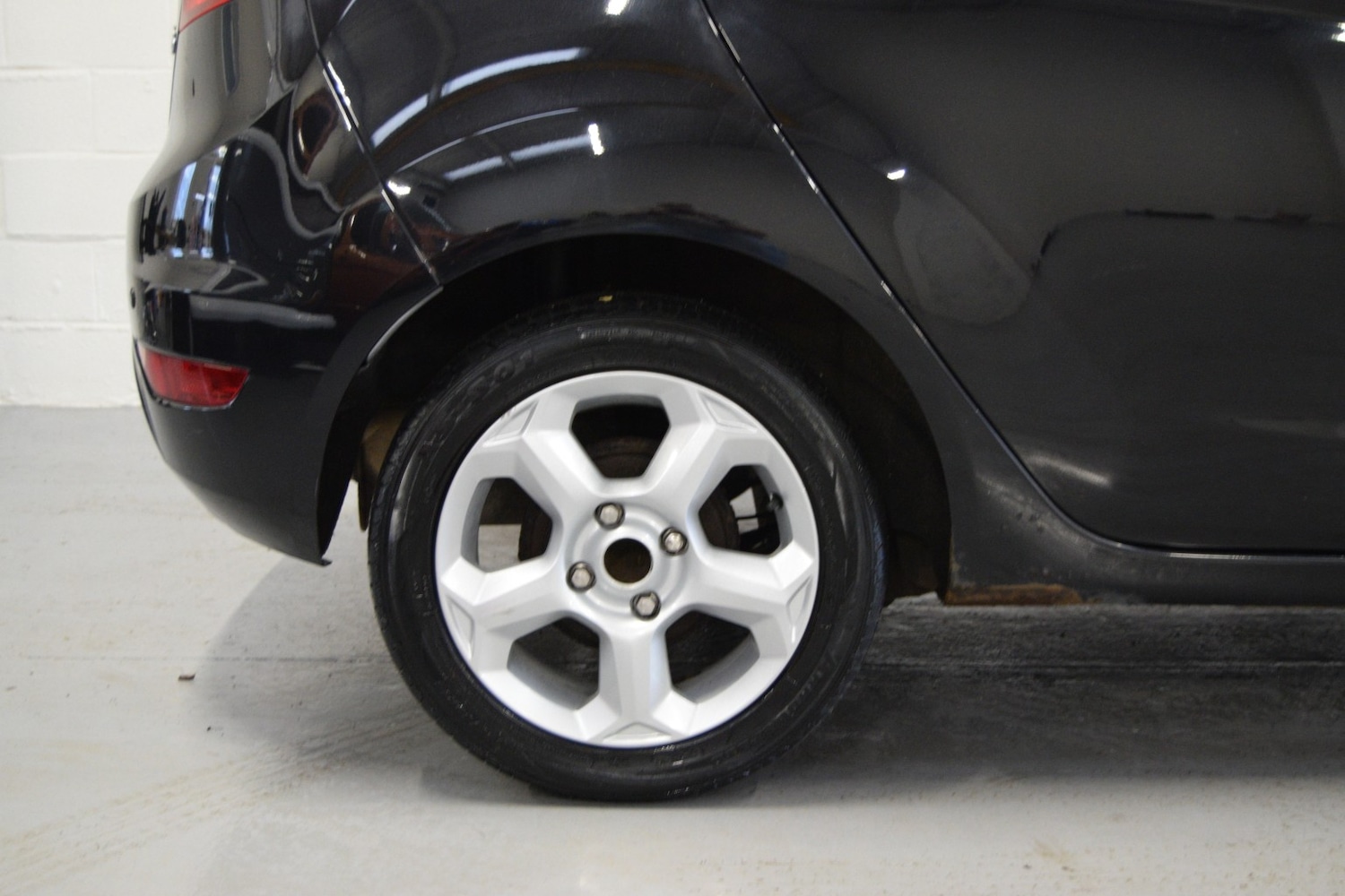 Used Ford Fiesta 2011 for sale - 77008099: Photo 12