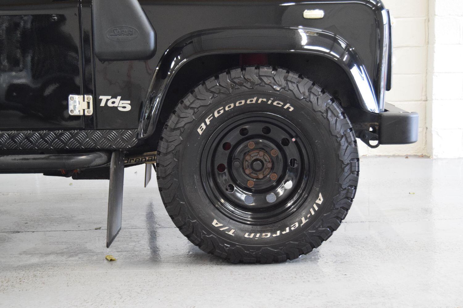 Used Land Rover Defender 2003 for sale - 77464905: Photo 19