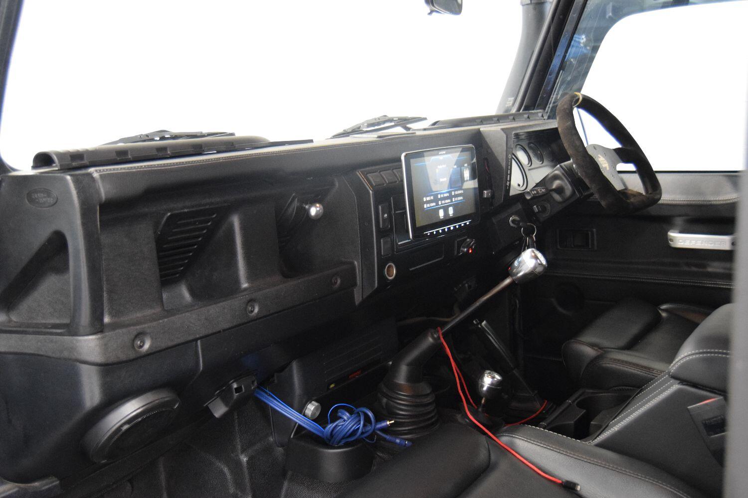 Used Land Rover Defender 2003 for sale - 77464905: Photo 25