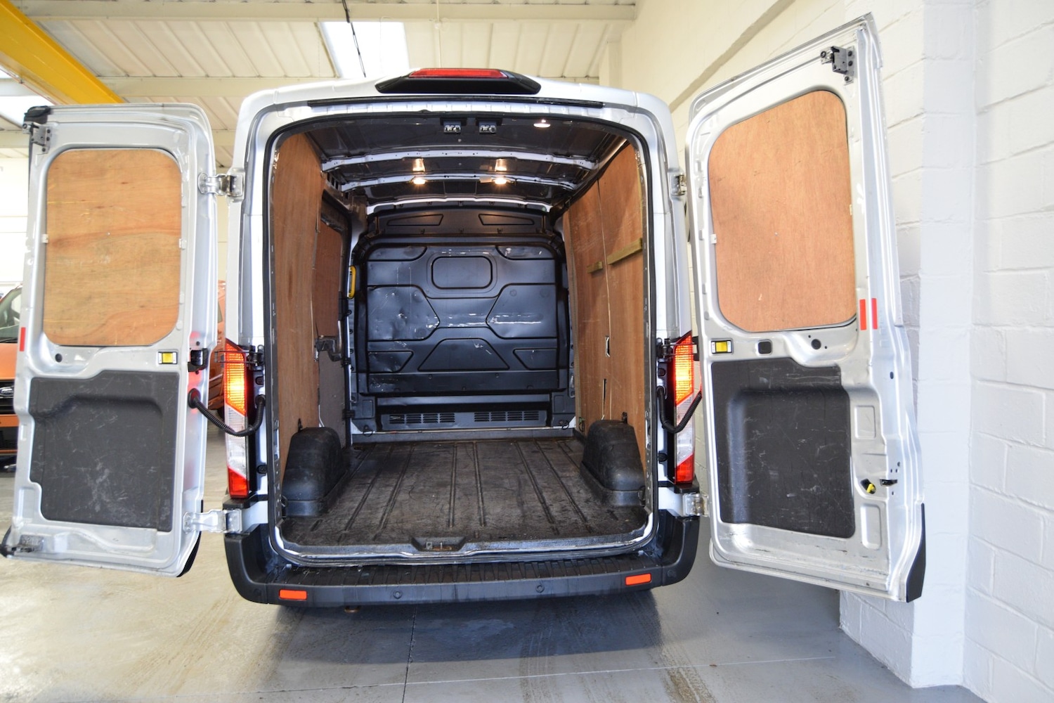 Used Ford Transit 2020 for sale - 77084272: Photo 11