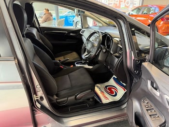 Used Honda Jazz 2018 for sale - 79334112: Photo