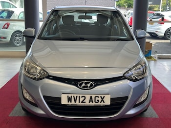 Used Hyundai i20 2012 for sale - 78758016: Photo