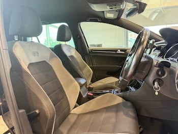 Used Volkswagen Golf 2016 for sale - 79394780: Photo