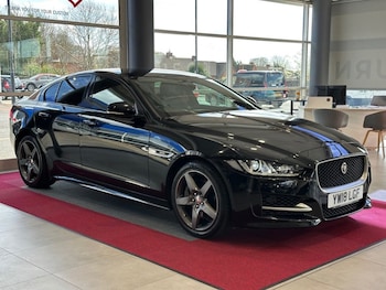Used Jaguar XE 2018 for sale - 78624167: Photo