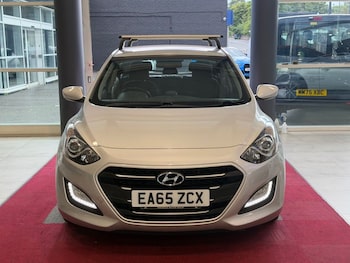 Used Hyundai i30 2015 for sale - 79493740: Photo