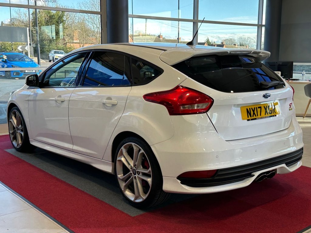 Used Ford Focus 2017 for sale - 78180920: Photo 6