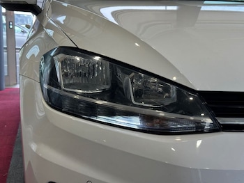 Used Volkswagen Golf 2018 for sale - 79551125: Photo
