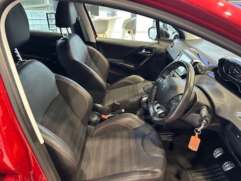 Used Peugeot 208 2018 for sale - 79493620: Photo