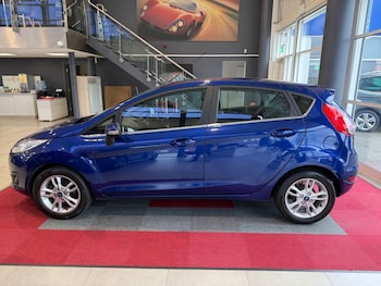 Used Ford Fiesta 2015 for sale - 78781054: Photo