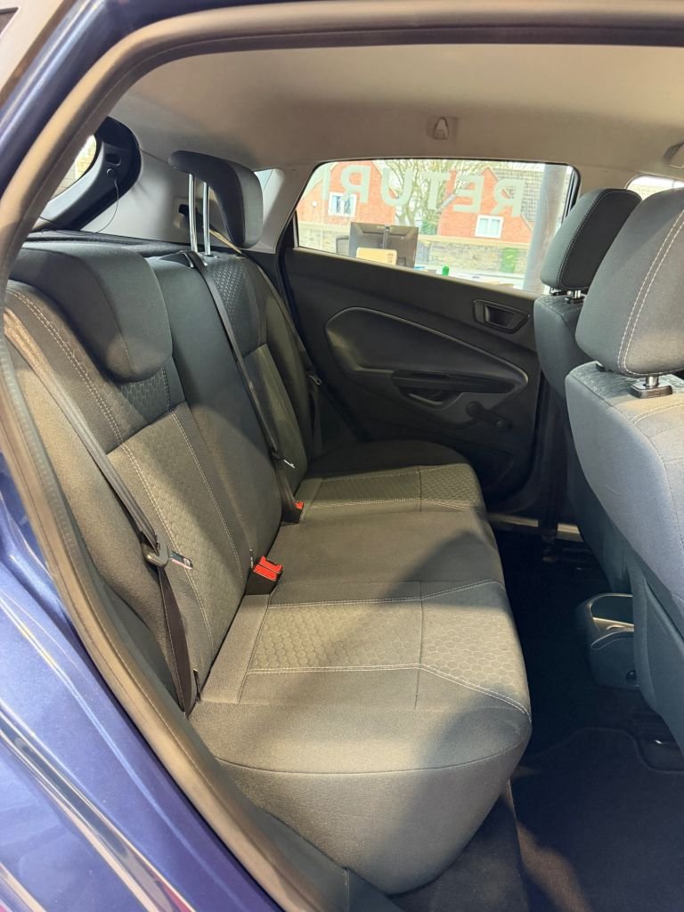 Used Ford Fiesta 2010 for sale - 78180938: Photo 11