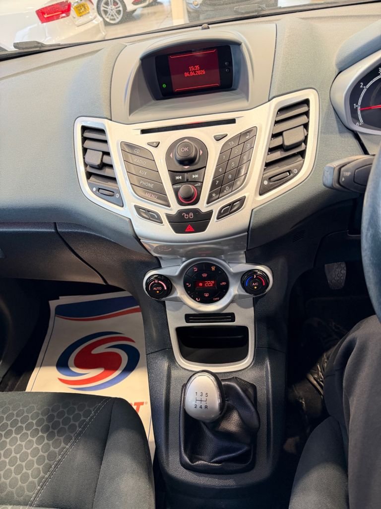 Used Ford Fiesta 2010 for sale - 78180938: Photo 14