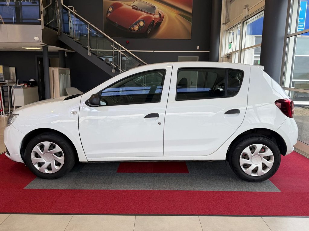 Used Dacia Sandero 2017 for sale - 78180934: Photo 4