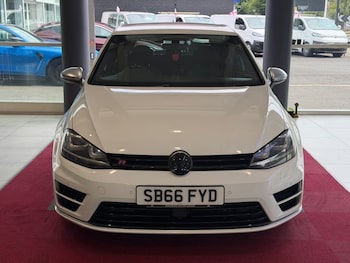 Used Volkswagen Golf 2016 for sale - 79233204: Photo