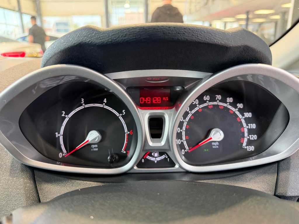 Used Ford Fiesta 2011 for sale - 78180928: Photo 15