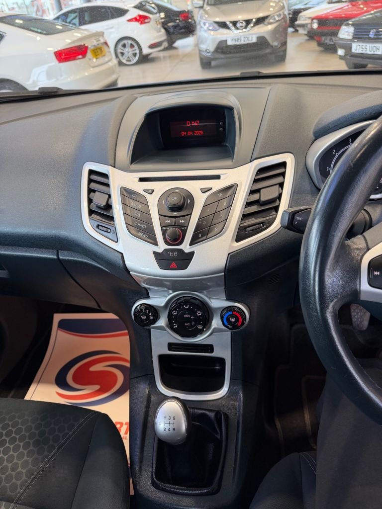 Used Ford Fiesta 2011 for sale - 78180928: Photo 16