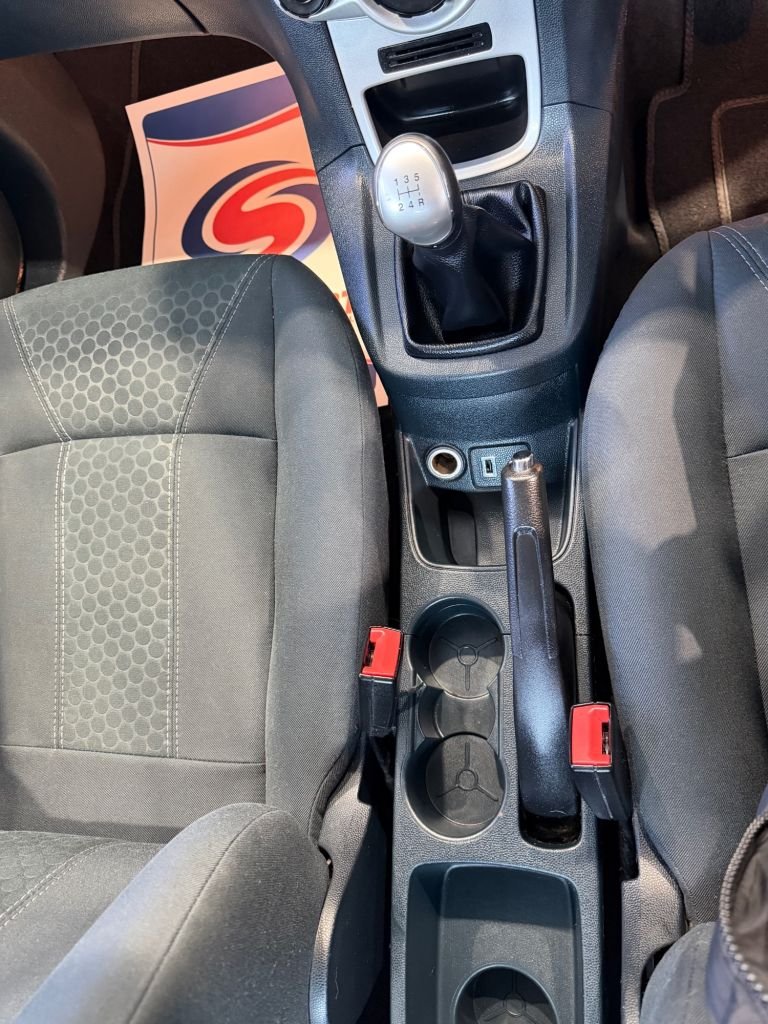 Used Ford Fiesta 2011 for sale - 78180928: Photo 17