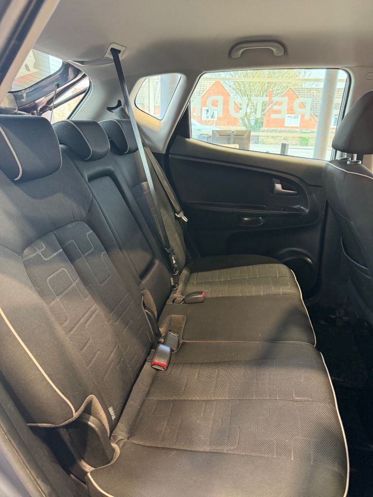 Used Kia Venga 2015 for sale - 78180923: Photo 11