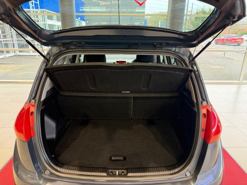 Used Kia Venga 2015 for sale - 78180923: Photo 17